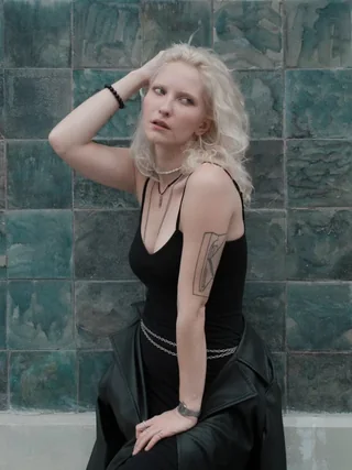 Chloe · Photograph 3