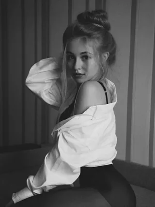 Daria · Photograph 5